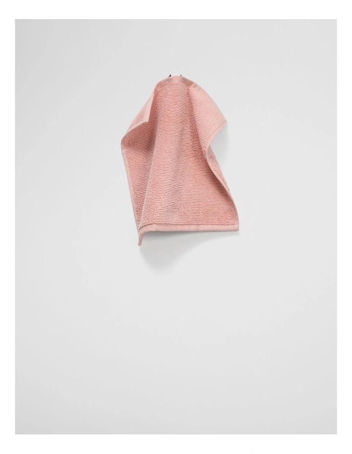 Mara Verified Australian Cotton Face Washer in Pink Clay image 1