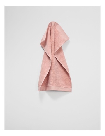 Pink Clay colour