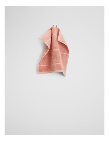 Pink Clay colour