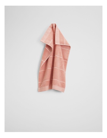 Pink Clay colour