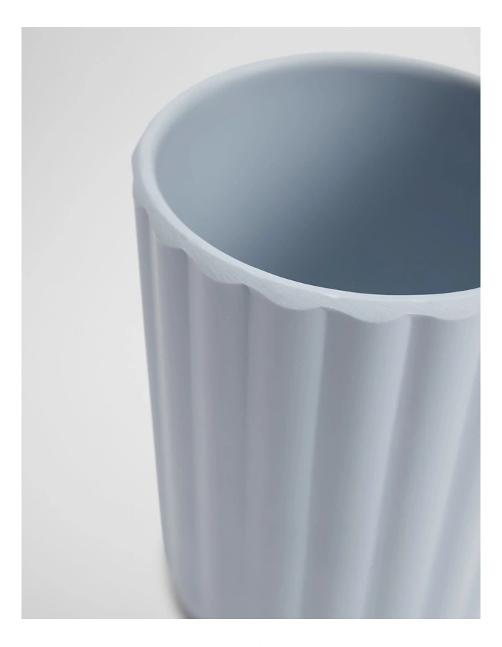 Billie Kids Cup in Ciel Blue image 2