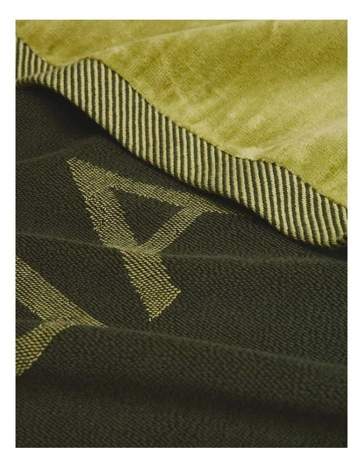 Tide Australian Cotton Beach Towel in Moss Green image 3