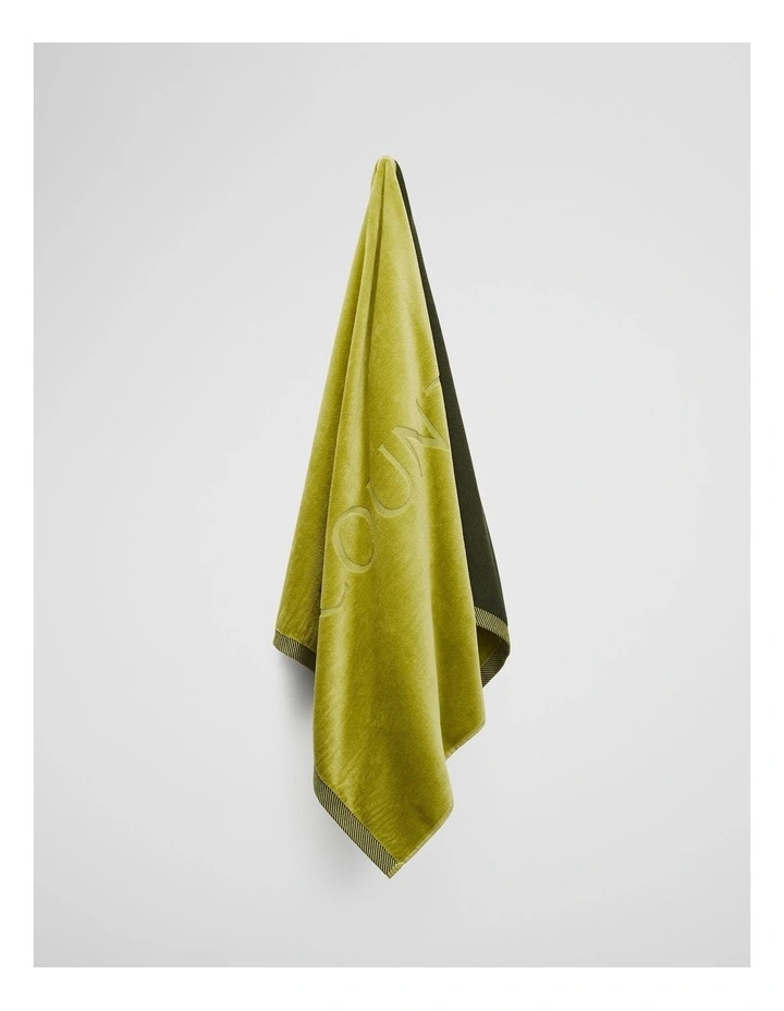 Tide Australian Cotton Beach Towel in Moss Green image 4