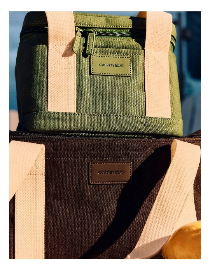 Bay Small Cooler Bag in Evergreen image 4