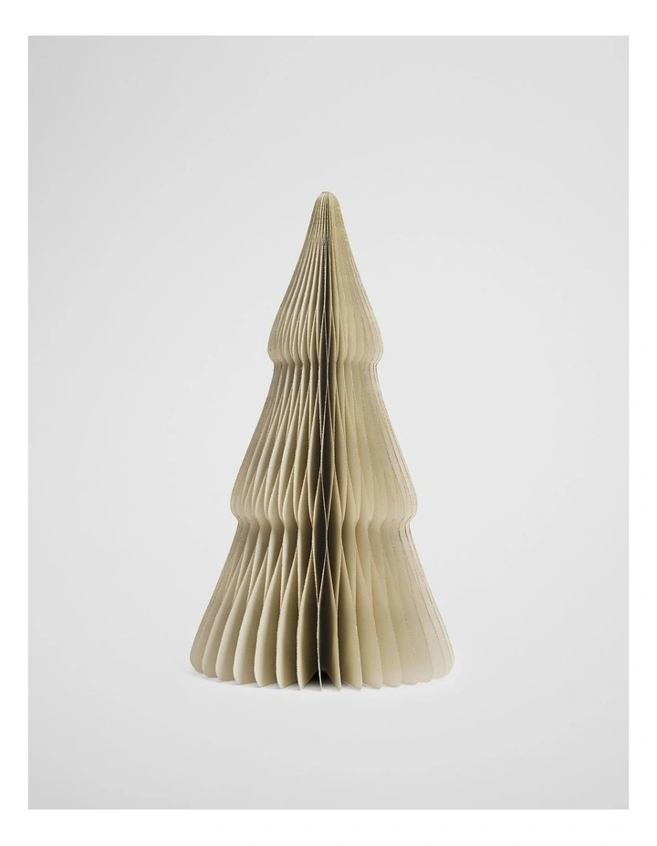 Honeycomb Large Tree in Snow image 1