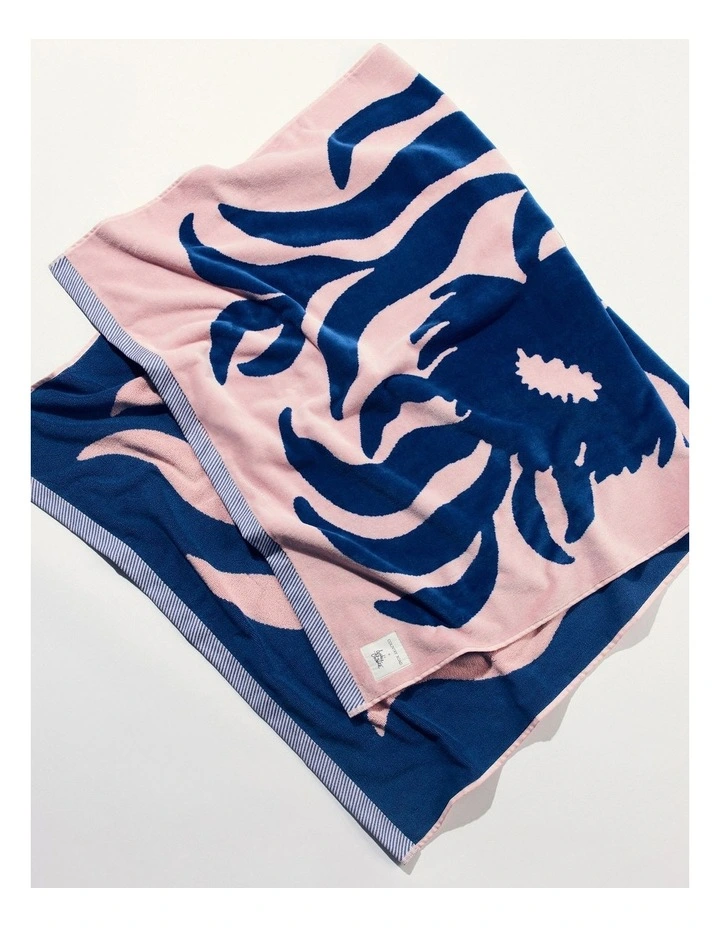 Karkalla Australian Cotton Beach Towel in Dawn Pink image 2