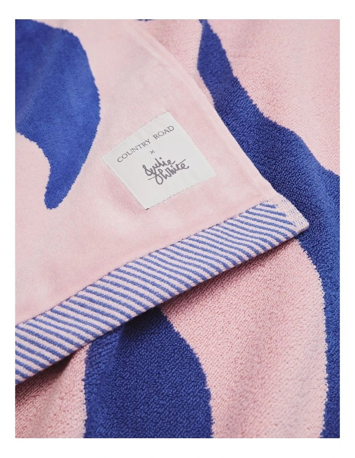 Karkalla Australian Cotton Beach Towel in Dawn Pink image 3