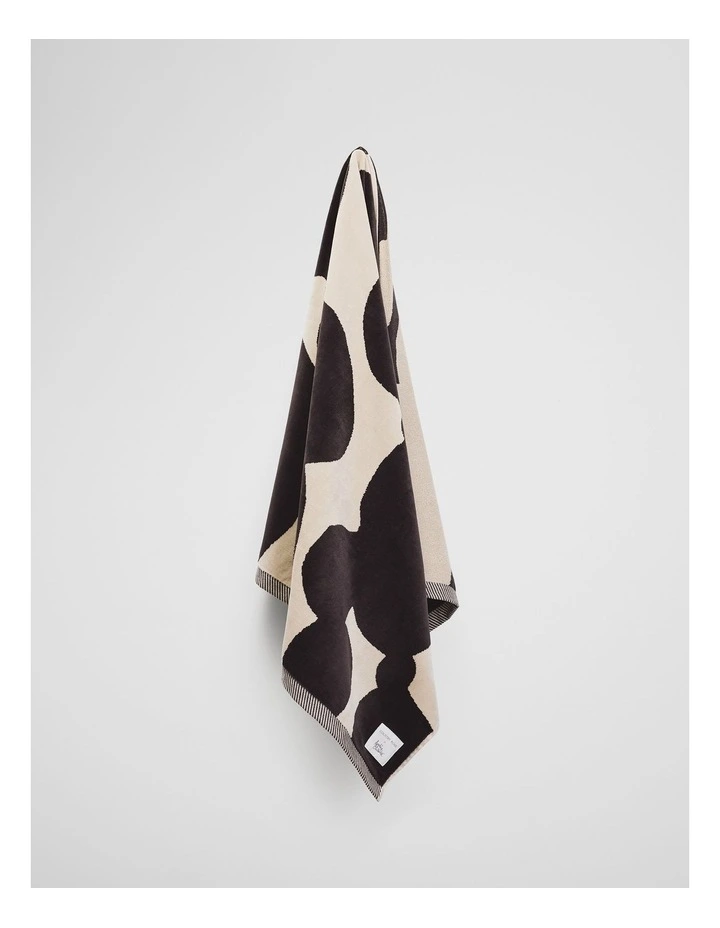 Country Road X Julie White Australian Cotton Sea Pearl Beach Towel in Charcoal Sand image 4
