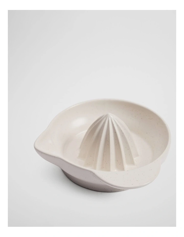 Miari Juicer in Natural image 3