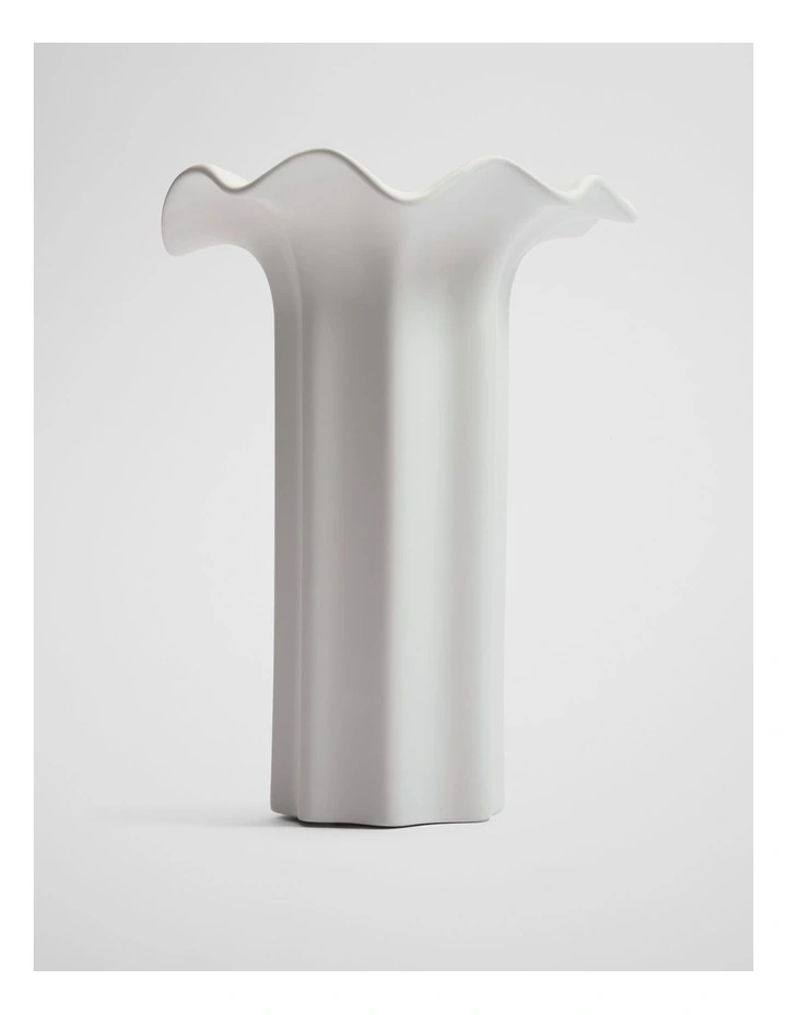 Celeste Large Vase in Snow image 1