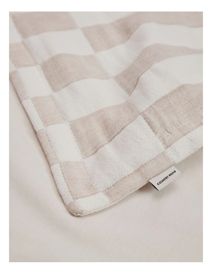 Marlo Organically Grown Cotton Blend Queen Quilt Cover in Natural image 2