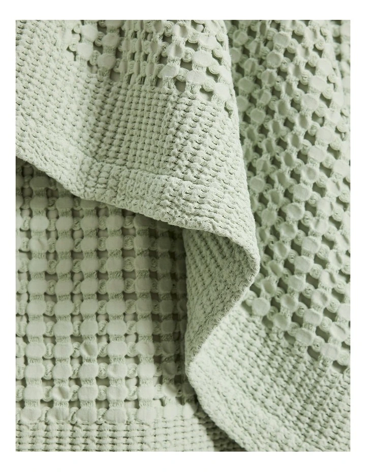 Eden Waffle Throw in Acacia image 3