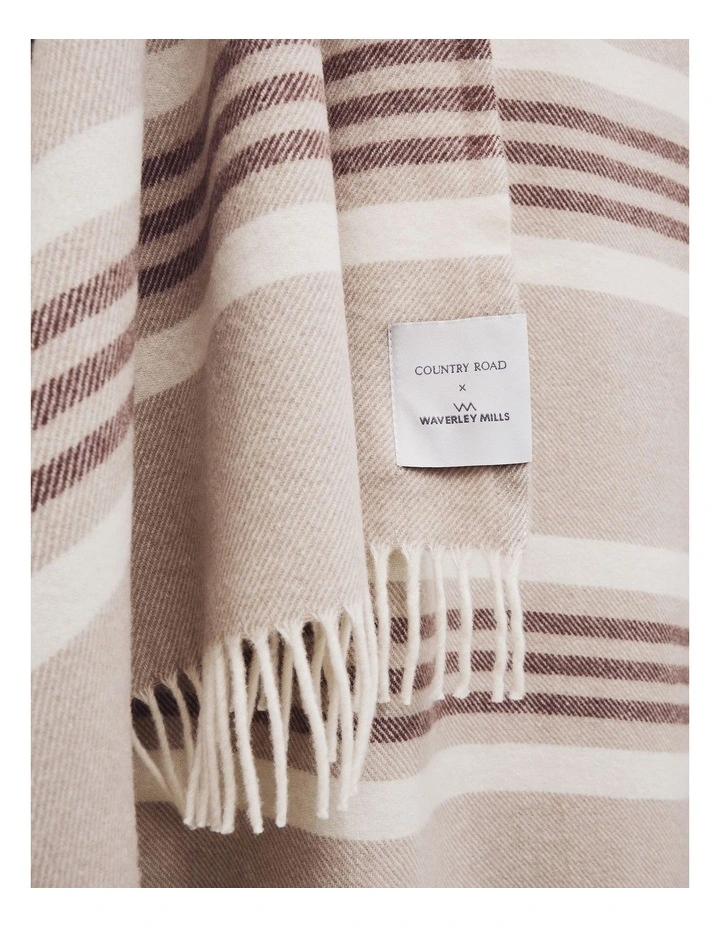 Moya Waverley Throw in Dark Ash image 3