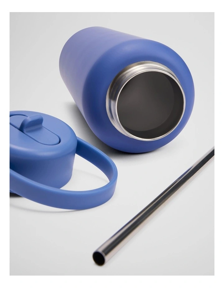 Rein Drink Bottle in Yves image 2