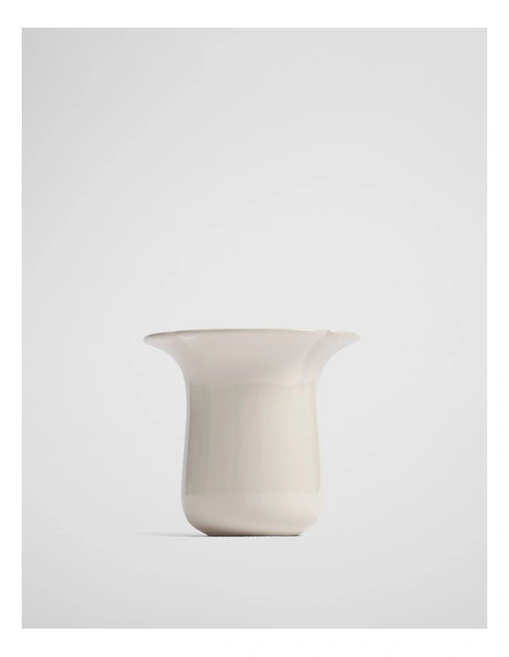 Olinda Short Bud Vase in Natural image 1