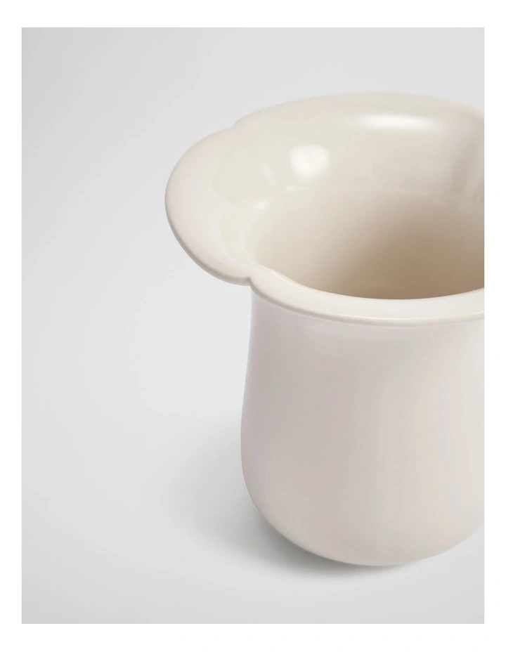 Olinda Short Bud Vase in Natural image 2