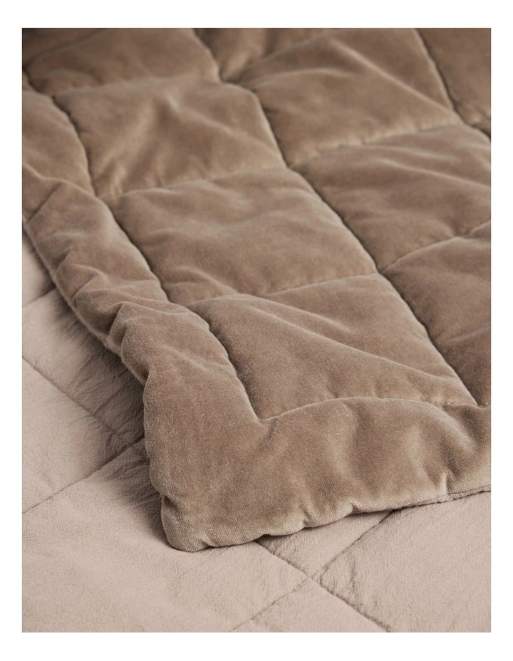 Elm Bed Cover in Pebble image 2