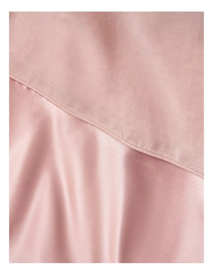 Silk Linen Pillowcase in Musk image 2