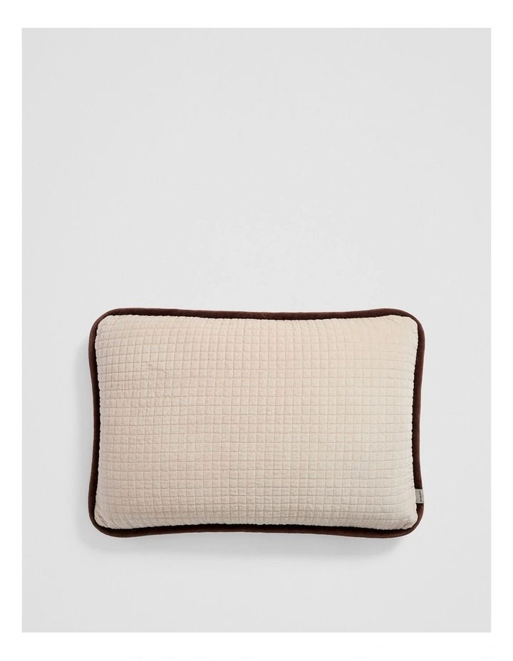 Suri 40x60 Cushion in Natural image 1