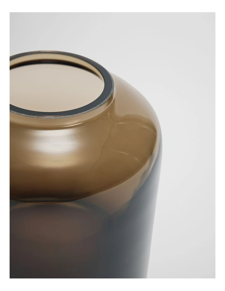 Dom Small Glass Vase in Nutmeg image 2