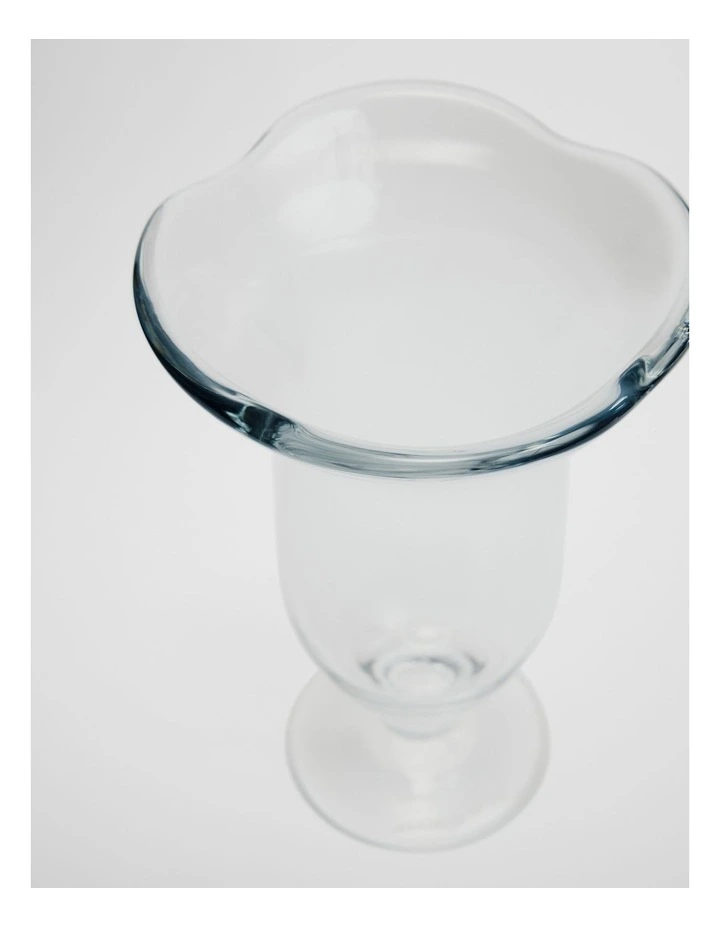 Ana Medium Glass Vase in Clear image 2