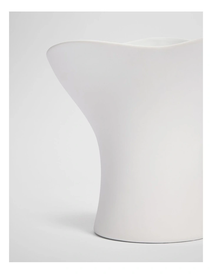 Pela Small Plant Vase in Snow image 3