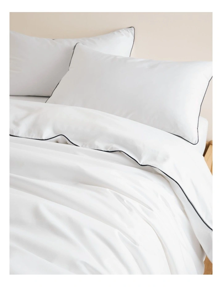 Dita Organically Grown Cotton Queen Quilt Cover in White image 2