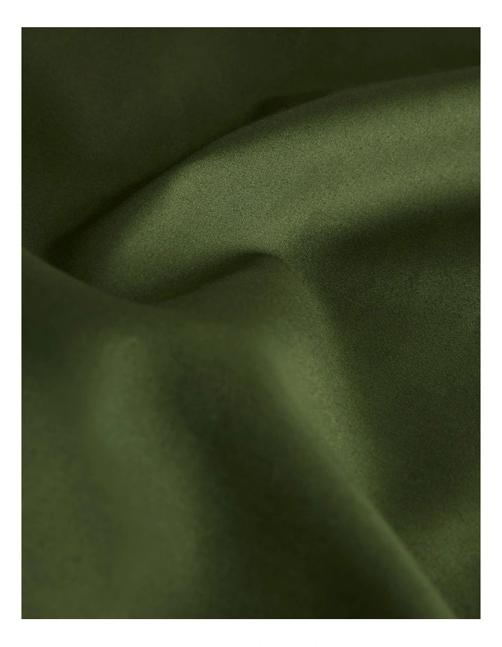 Dita Queen Flat Sheet in Dark Olive image 5