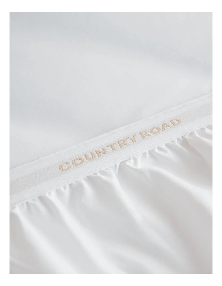 Dita King Fit Sheet in White image 3