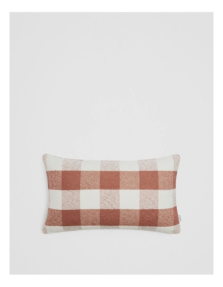 Sarzi 35x60 Cushion in Auburn image 1