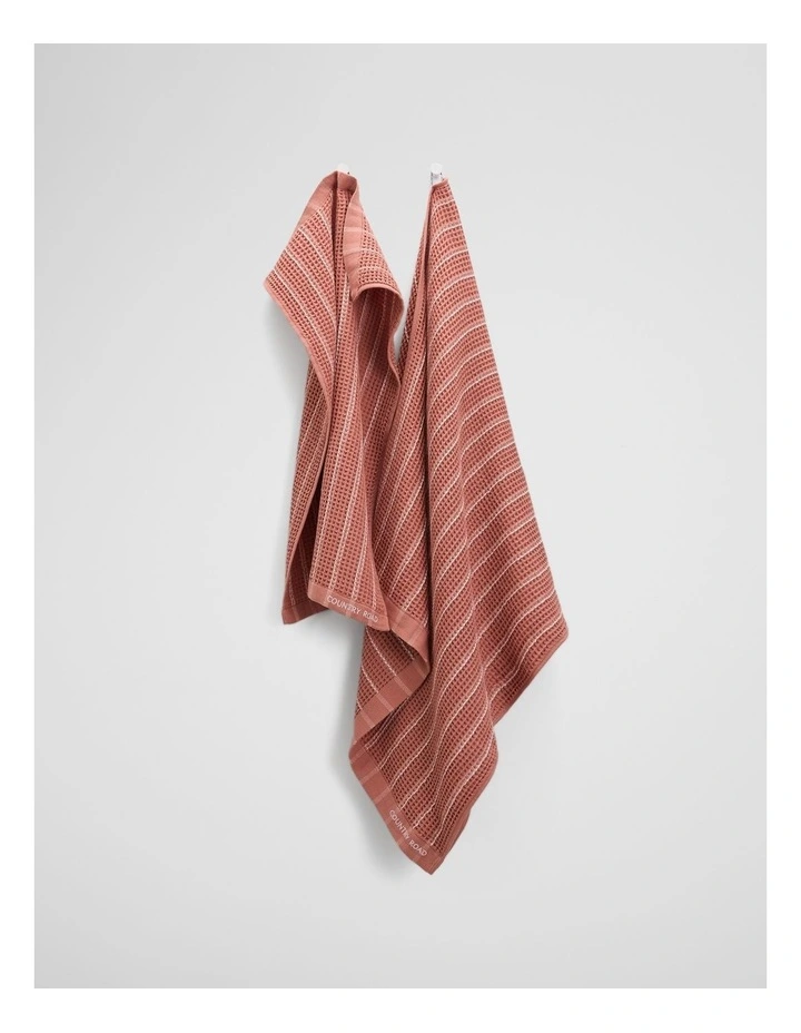 Parker Australian Cotton Hand Towel in Auburn image 4