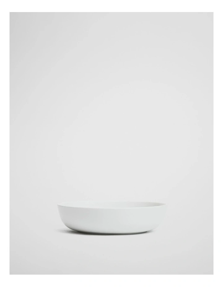 Carla Shallow Plate in White image 1