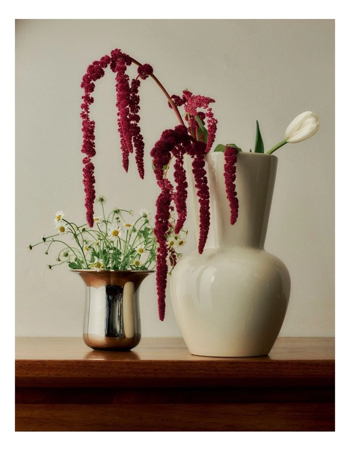 Olinda Short Metallic Vase in Silver image 2