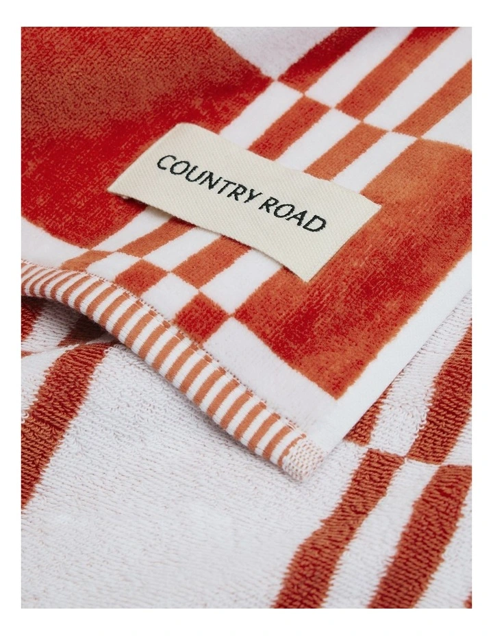 Eyre Leisure Towel in Titian image 2