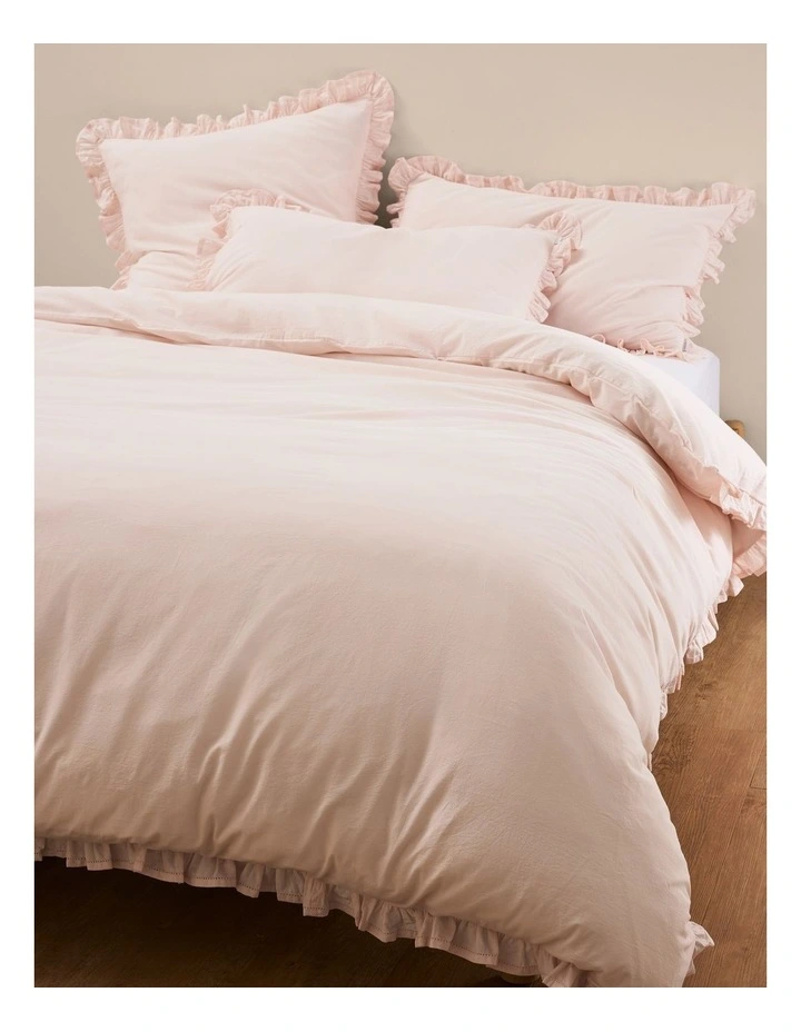 Sia Queen Quilt Cover in Bud image 1