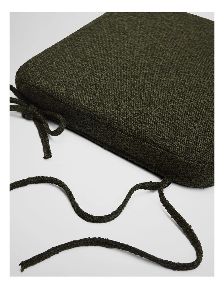 Reed Flat Chair Padded in Dark Olive image 3