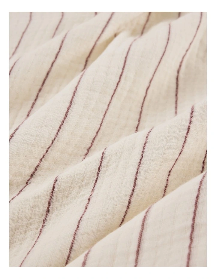 Kids Ayla King Single Quilt Cover in Ruby image 5