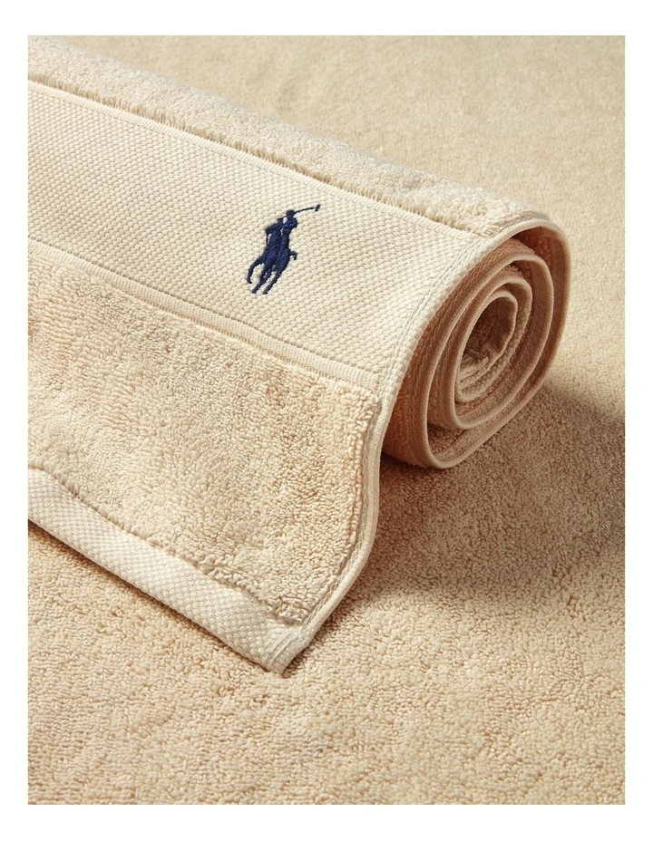 The Ralph Towel in Beige image 3
