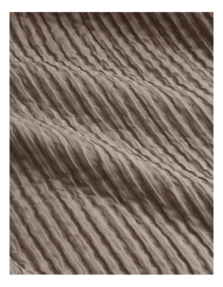 Branler Bedcover in Mocha image 2