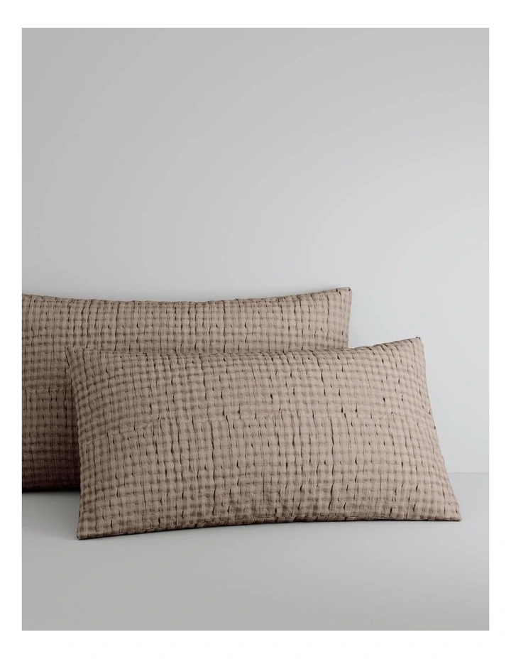 Branler Bedcover in Mocha image 3