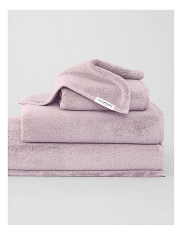 Aven Cotton Towel Collection in Lilac