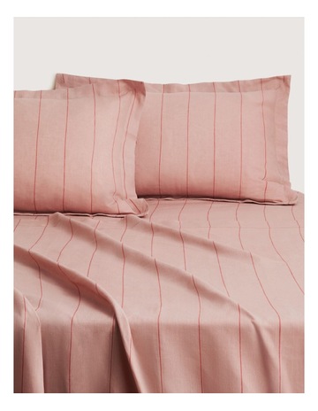 Dusty Rose colour