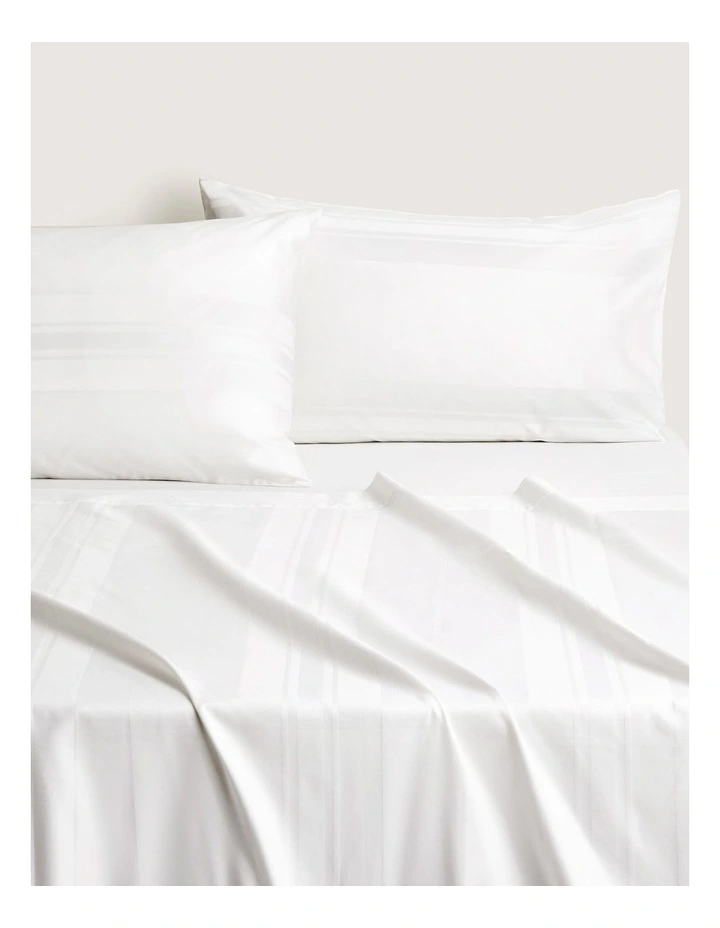 1200TC Millennia Bold European Pillowcase in Snow image 4