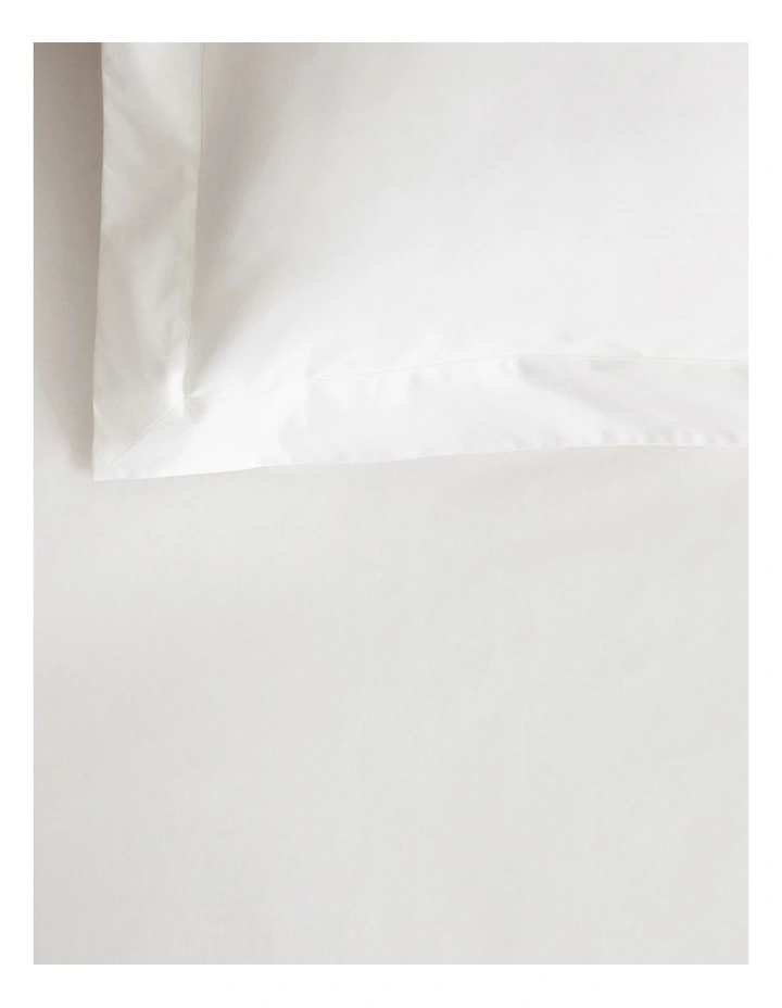 1200TC Ultimate Sateen Fitted Sheet in Snow image 2