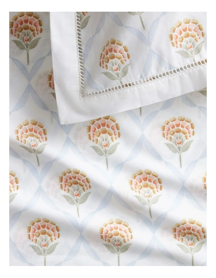 Veleto Quilt Cover in White image 2