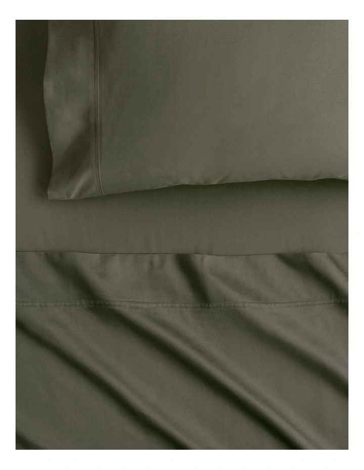 Egyptian Cotton Sateen Sheet Set in Olive image 2