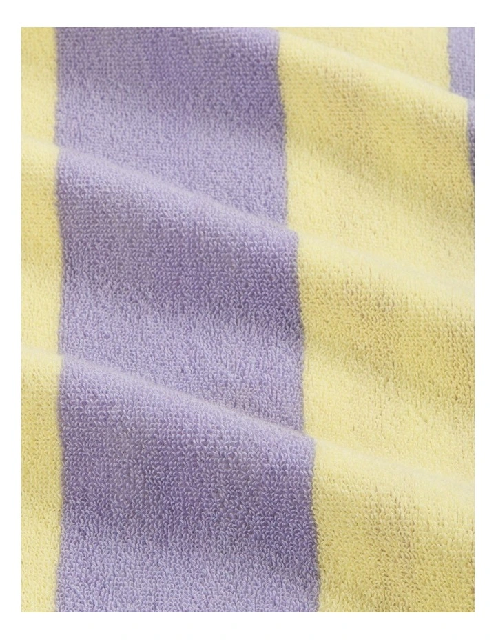 Wavelet Beach Towel in Sweet Lilac image 2