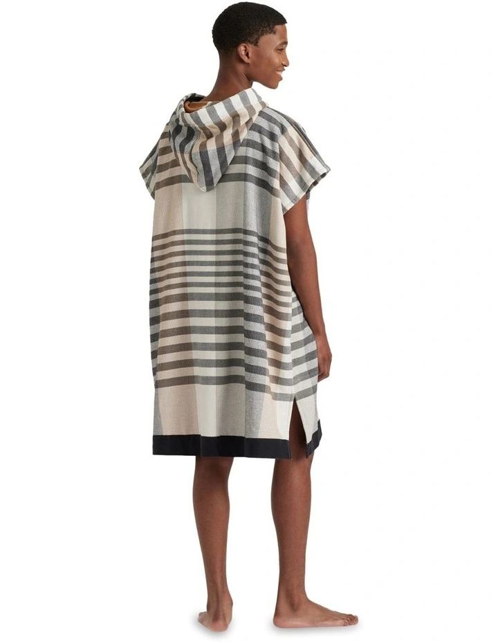 Elmore Beach Poncho in Ebony image 3