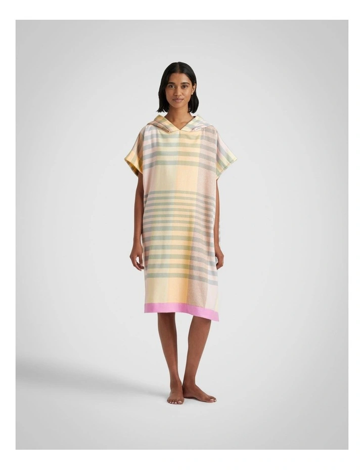 Elmore Beach Poncho in Lemoncello image 2