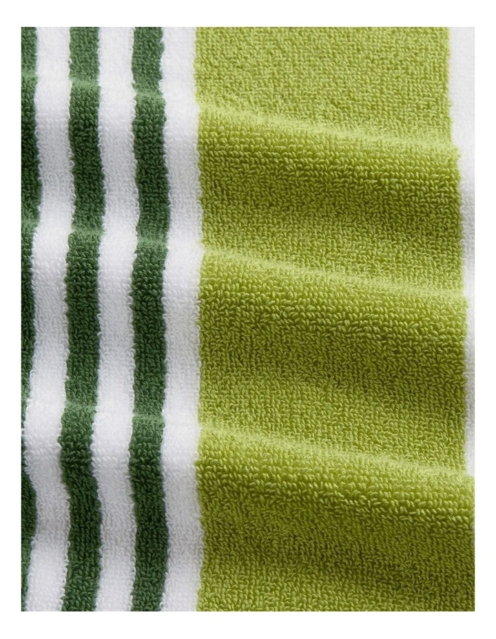 Sunlee Beach Towel in Pear image 3